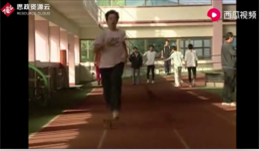 孫海平教練愛惜人才對劉<em>翔</em>因材施教，助劉<em>翔</em>一戰(zhàn)成名為國爭光