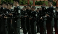 有那么一群人，用生命為我們擋住黑暗，<em>向</em><em>緝毒</em>警察<em>致敬</em>！