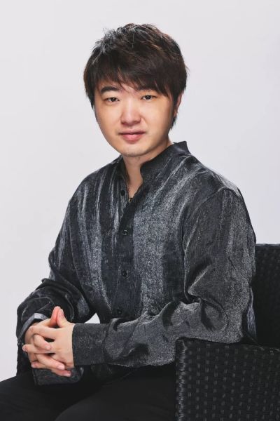 <em>吳</em>桐--成長最迅速<em>的</em>年輕<em>的</em>85后制片人，鬼才綜藝導(dǎo)演
