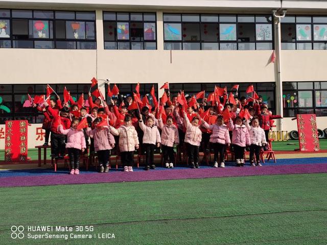 臨湘市坦渡中心幼兒園：傳唱經典紅歌 激發愛國情懷