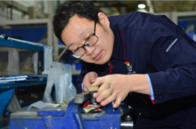 <em>方</em><em>文墨</em>：自制改進(jìn)工具數(shù)百件，加工精度逼近零公差