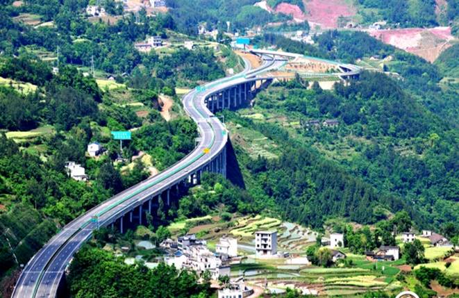 遵守公路工程<em>技術(shù)標準</em>