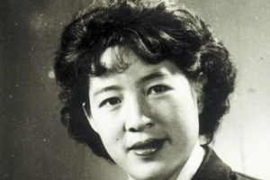 王竹報——<em>第一批</em><em>女</em><em>空</em><em>乘</em><em>人員</em>中的代表人物。