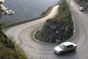 最早舉辦比賽—貴州六盤水“八大<em>彎</em>”