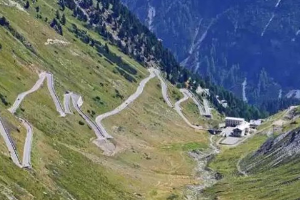 <em>斯</em>泰<em>爾</em><em>維</em>奧山路—意大利