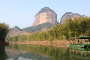 <em>我國</em><em>特殊</em><em>地貌</em><em>類型</em>—丹霞<em>地貌</em>（流水切割）