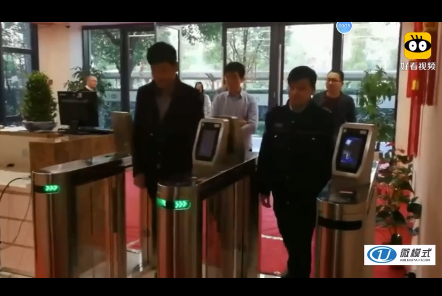 微模式人臉閘機