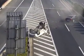 <em>高速公路</em>交通事故—車輛事故現場