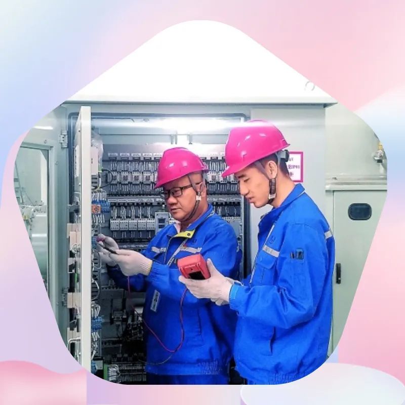 <em>劉</em>根新：從普通<em>電工</em>到技術“大拿”