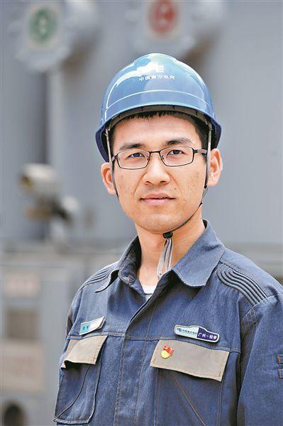 <em>電力</em><em>工人</em>朱博：供電“外科醫生”保<em>萬家燈火</em>