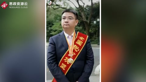 <em>直播</em>300多場、助農(nóng)<em>帶</em><em>貨</em>1.8個億，他說：只有永不知足才能不斷向前