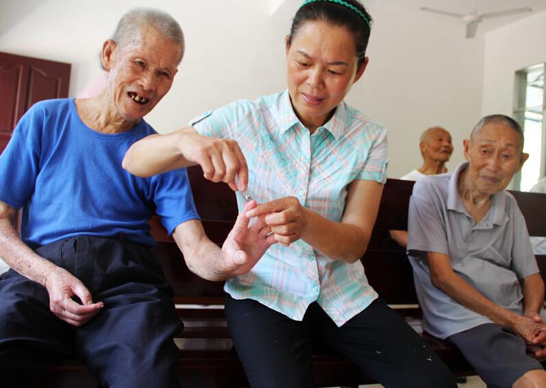 全國“孝親敬老之星”劉春香：敬老護老，傳遞愛<em>的</em>暖流