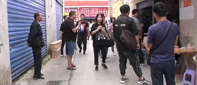 <em>警方</em>查獲<em>假冒</em>汽配配件5000<em>余</em>件 涉案價值<em>200</em><em>余</em><em>萬元</em>