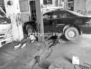 轎車舉升機上滑落 汽修工一<em>死</em>一重<em>傷</em>