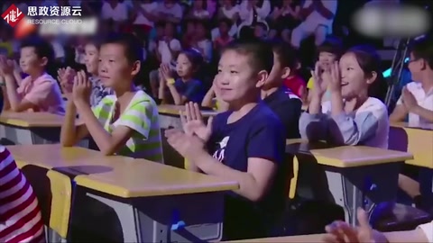 “大<em>眼睛</em>”背后的攝影師<em>解</em><em>海龍</em>帶來暖心演講