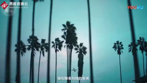 空姐穿半身短裙，既是因?yàn)樽⒅囟Y儀著裝，還是因?yàn)榻y(tǒng)一服裝