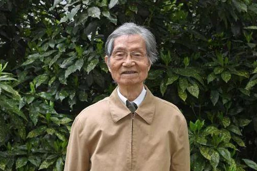 一生做了三件創新事—記浙江大學教授、中國工程院院士汪槱生