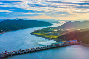 <em>水產</em><em>類專業</em>：<em>普通</em><em>生態學</em>《長江<em>的</em>生物多樣性危機<em>與</em>長江大保護》<em>課程</em><em>思</em><em>政</em><em>案例</em>