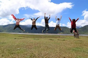 <em>導游</em><em>專業</em>：《〈<em>導游</em><em>業務</em>〉<em>課程</em>?教學、“雙大綱”——散客<em>導游</em>帶團實務  》<em>課程</em><em>思</em><em>政</em><em>案例</em>