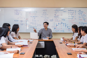 <em>通</em><em>識</em><em>課</em>：<em>思想</em><em>政治教育</em>《公益<em>有禮</em>：橙色同伴課堂》<em>課程</em><em>思</em><em>政</em><em>案例</em>