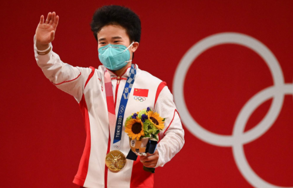 <em>運動</em><em>訓練</em><em>專業</em>：《羽毛球實用<em>課程</em>：東京奧運會舉重奪冠》<em>課程</em><em>思</em><em>政</em>案例