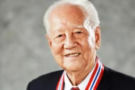 大國工匠  一生為國—<em>黃</em><em>旭</em><em>華</em>