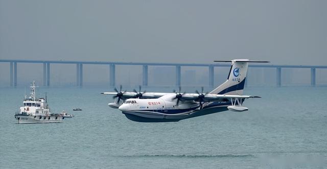 AG600鯤龍大型水陸兩棲飛機(jī)：國家應(yīng)<em>急救</em>援體系建設(shè)急需的重大航空裝備