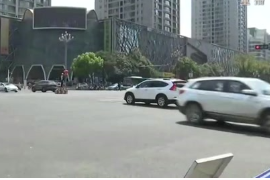 交警北京路女子崗?fù)?lt;em>獲</em>“全國(guó)巾幗文明崗”稱(chēng)號(hào)