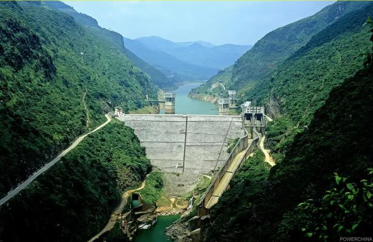 授課圖片—魯<em>布</em>格<em>水電站</em>