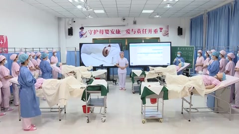 <em>微</em><em>課</em>：助產(chǎn)<em>專(zhuān)業(yè)</em>《正常分娩期婦女<em>的</em><em>護(hù)理</em>—學(xué)生練習(xí)教師巡回指導(dǎo)》