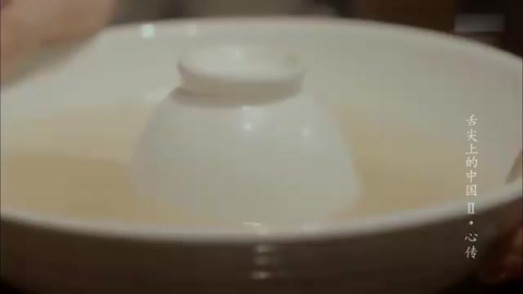 上海本幫菜傳人<em>做</em>“扣三絲”，切絲細如毫發，刀工<em>讓</em>人<em>心服口服</em>！