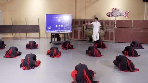 <em>微</em><em>課</em>：<em>舞蹈</em><em>表演</em><em>專業(yè)</em>《原創(chuàng)舞劇舞段排演—編舞段》