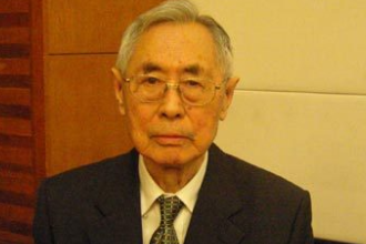 劉玉清—中國工程院院士、<em>放射</em>-醫學影像學專家