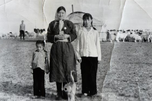 <em>三千</em><em>孤兒</em>入<em>內蒙</em>—國家<em>的</em>孩子2